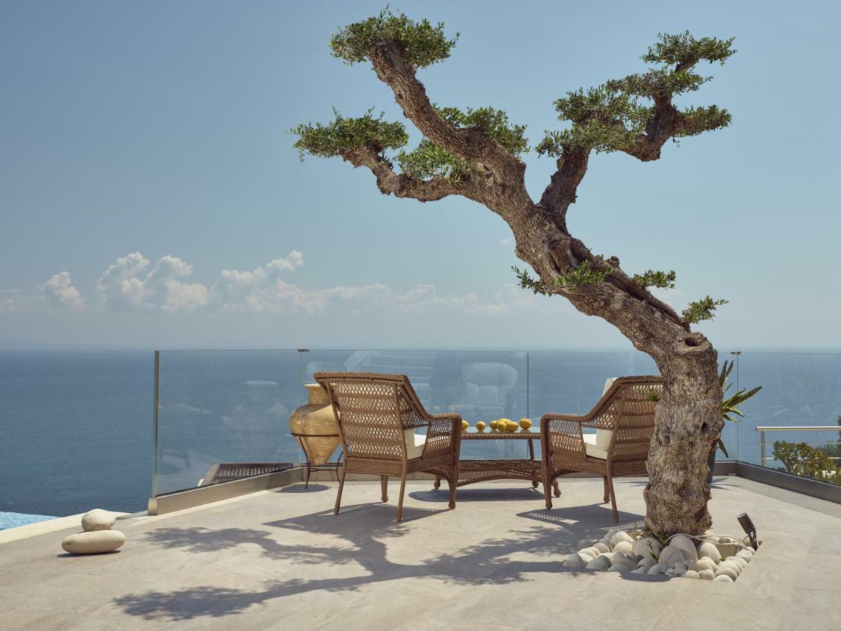 Golden July Luxury Villa Akrotiri  Buitenkant foto